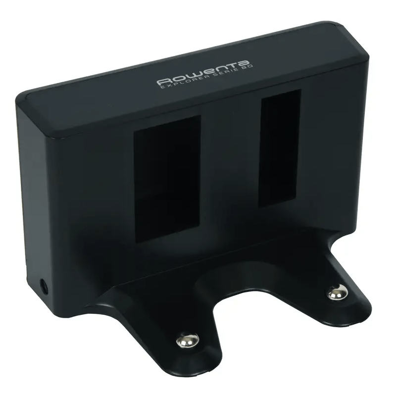 Imagem da base de carregamento RS-2230002336 Rowenta posicionada com espaço livre lateral e frontal para recarregar o aspirador robot